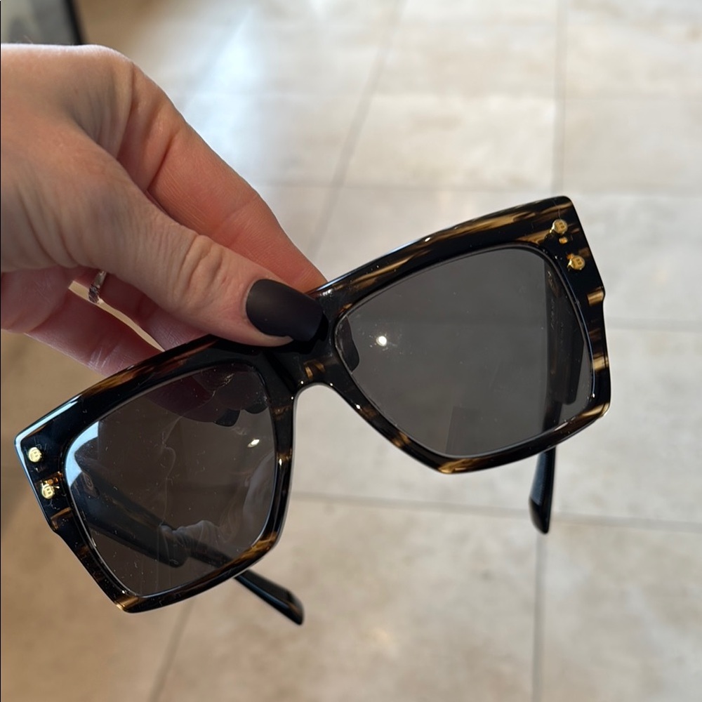 Balmain Tortoiseshell Square Sunglasses - Picture 5 of 8